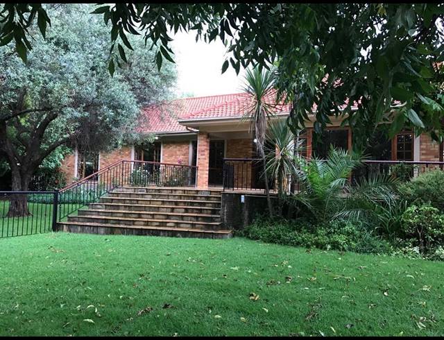 4 BEDROOM HOUSE TO LET IN EMMARENTIA
